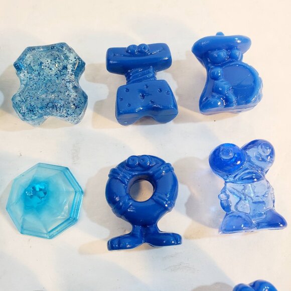 Vintage Mixed 1990's Gogos Crazy Bones Lot of 20 Various Blues Sizes .75" - 1" - Picture 4 of 10